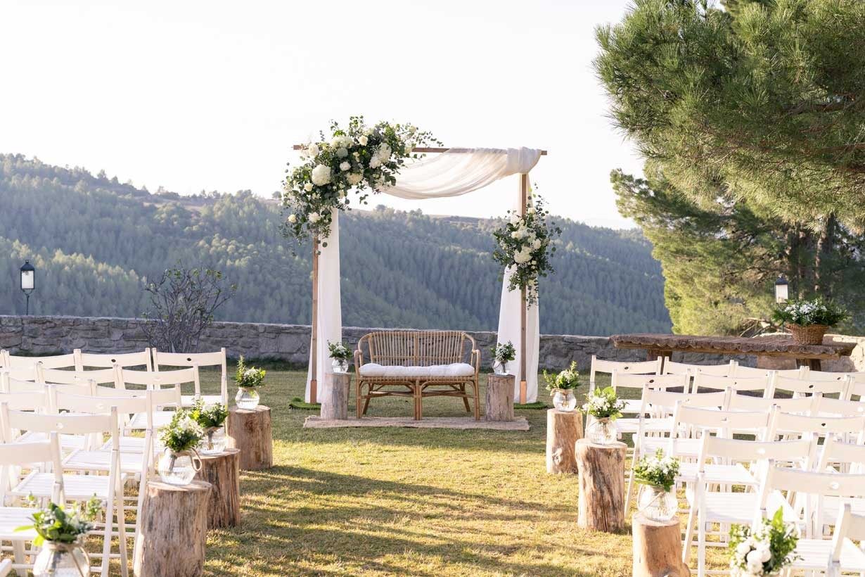 Zona de ceremonia en los jardines