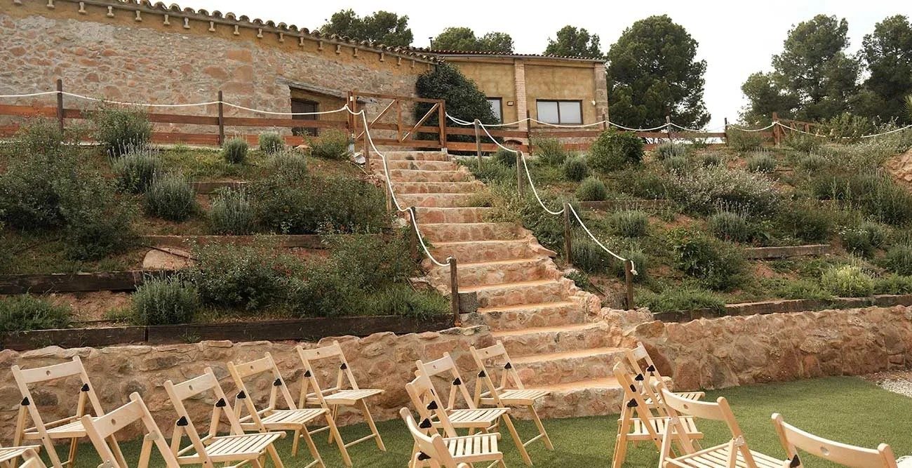 El jardín de la masía, espacio de ceremonias