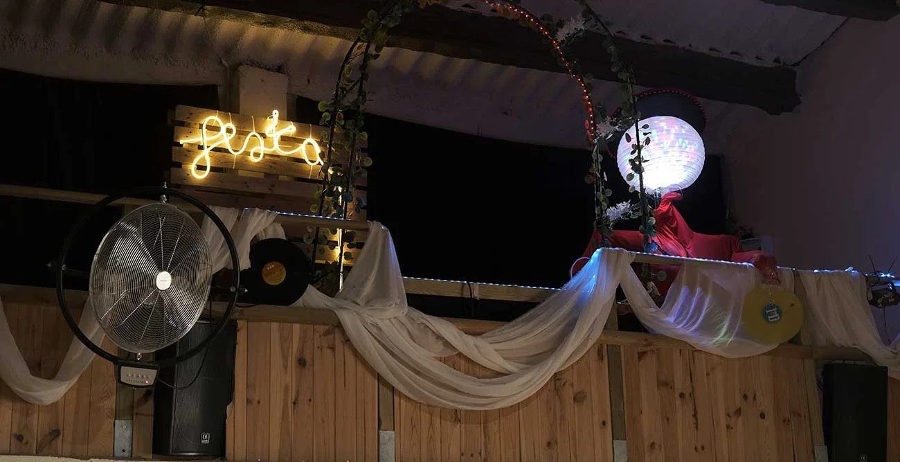 Sala de fiestas de la masía