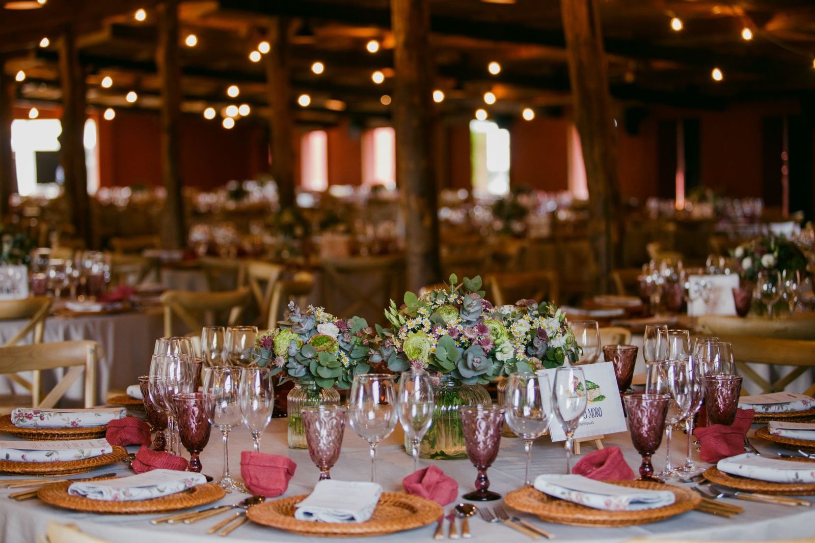 Cena de boda en las antiguas cuadras