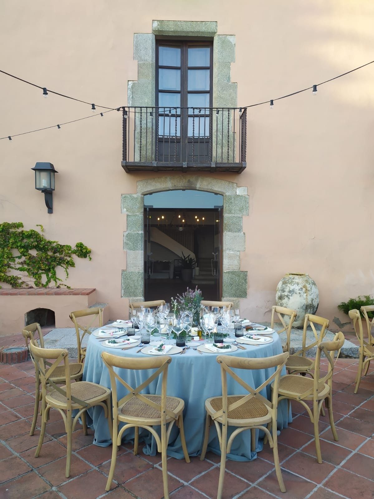 Mesas de banquete en la era