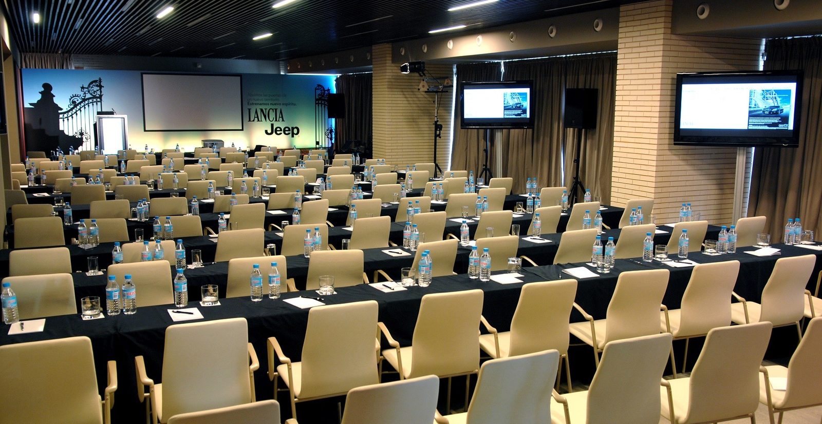 Un salón del complejo