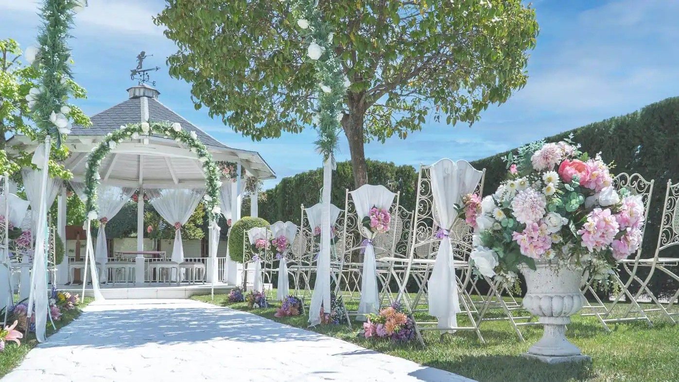 Ceremonia en el gazebo Azafrán