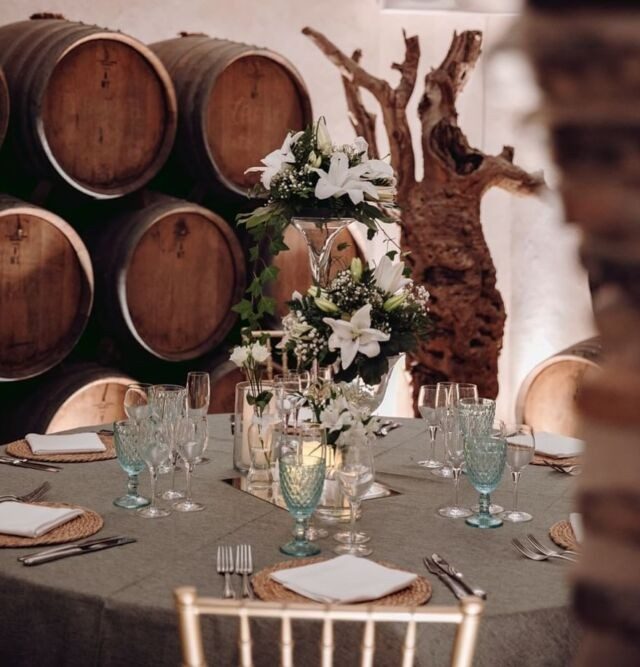 Montaje para cena de Navidad o evento corporativo
