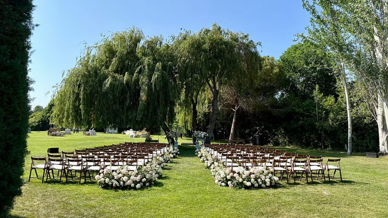 Ceremonia en el jardín del sauce