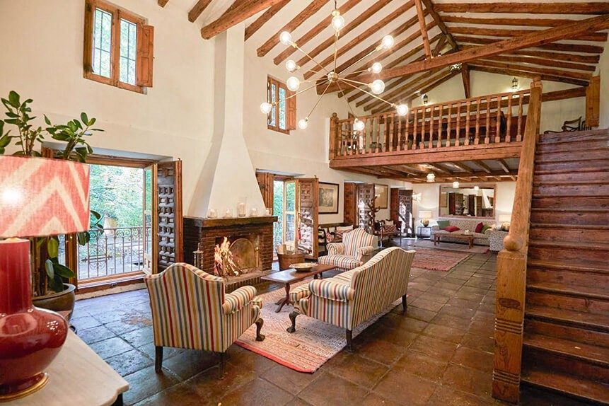 La casa del molino, con habitaciones y salón-recibidor