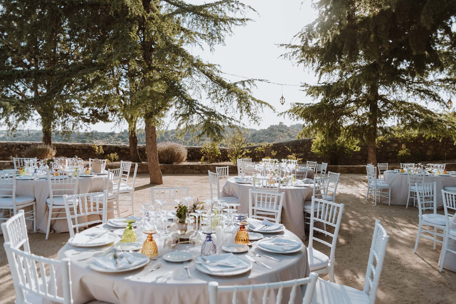 Ceremonia y cóctel en el exterior de la finca