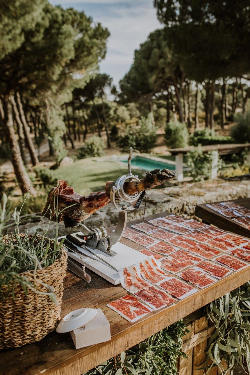 Decoración de boda en los exteriores de la finca