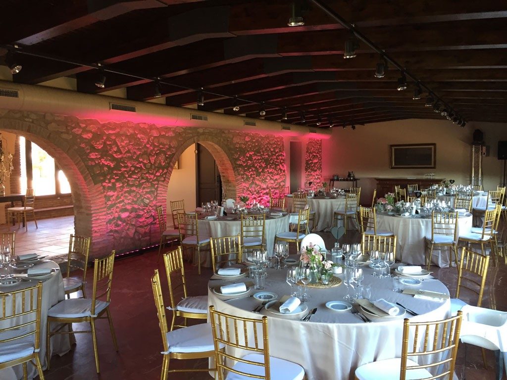 Sala Muscat, la sala con grandes ventanales del jardín