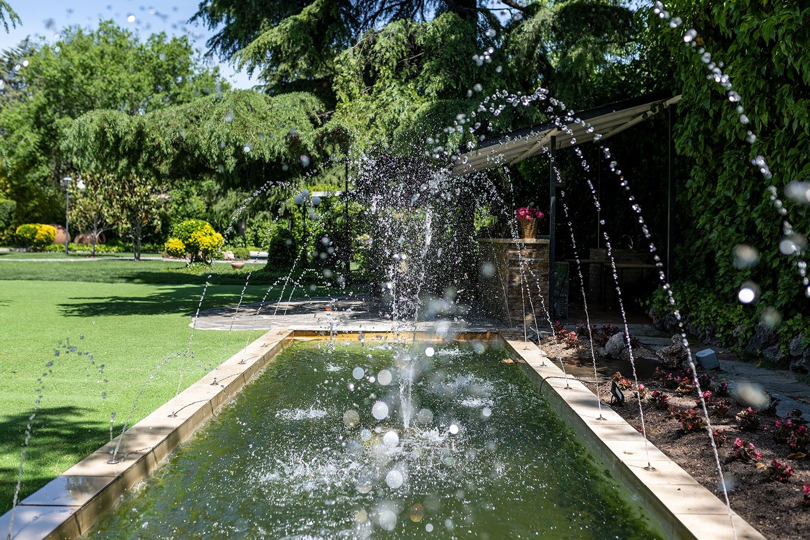 Fuente en los jardines del Palacete